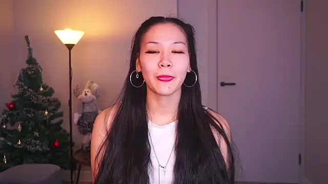 Snapshot of DonaPelligrino chatting on 16, 12, 2025 DonaPelligrino online show from 16, 12, 2025