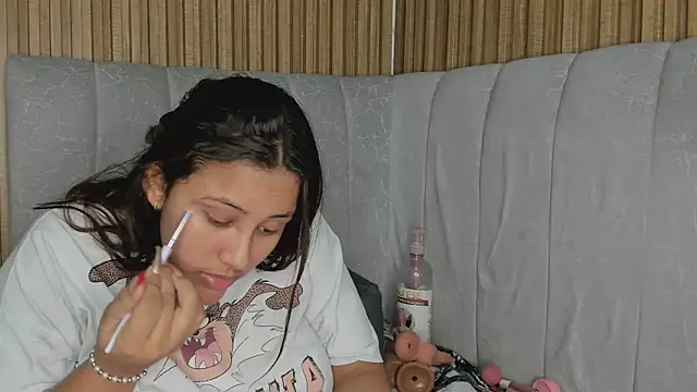 TiifanyGrey online show from 15, 1, 2026