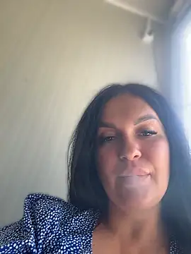 Snapshot of MeganBlueq chatting on 19, 6, 2026 MeganBlueq online show from 19, 6, 2026