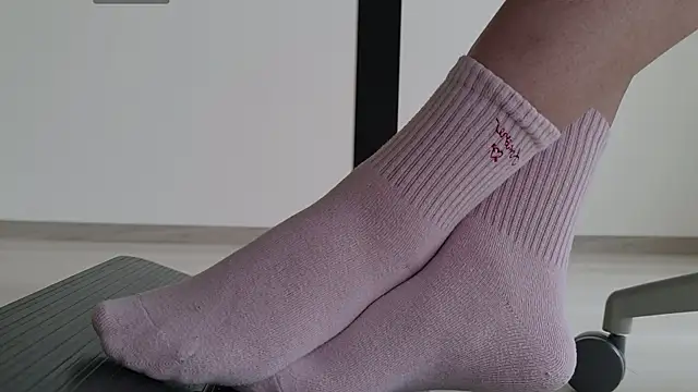 Snapshot of Feetbeth chatting on 8, 5, 2026 Feetbeth online show from 8, 5, 2026