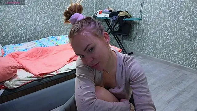 s trawberry  online show from 19, 3, 2026