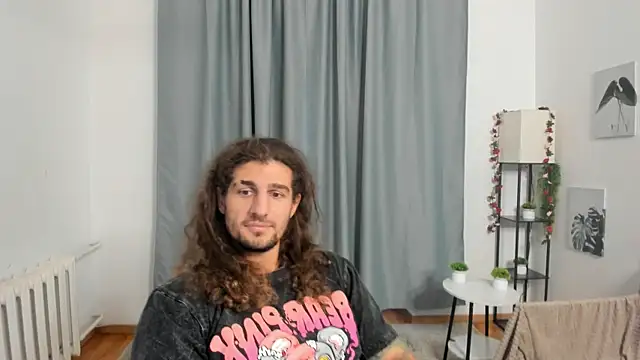 Snapshot of IronRage chatting on 14, 12, 2025 IronRage online show from 14, 12, 2025