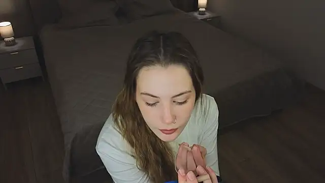 Snapshot of LouieRemeder chatting on 14, 12, 2025 LouieRemeder online show from 14, 12, 2025