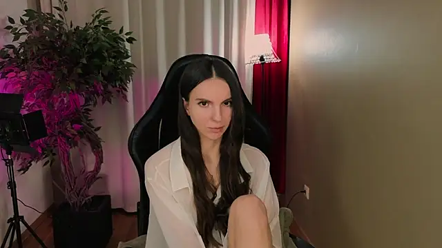 Snapshot of AliceLidell chatting on 8, 2, 2026 AliceLidell online show from 8, 2, 2026