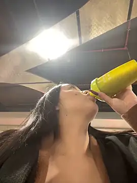 Snapshot of Bright-Flash chatting on 17, 12, 2025 Bright-Flash online show from 17, 12, 2025