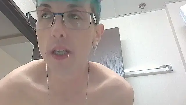 AskAveryAnything online show from 25, 2, 2026