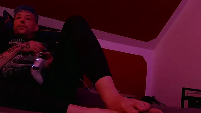 AskAveryAnything online show from 22, 4, 2026