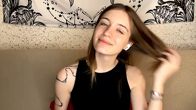 Snapshot of Shining_Robi chatting on 17, 12, 2025 Shining Robi online show from 17, 12, 2025