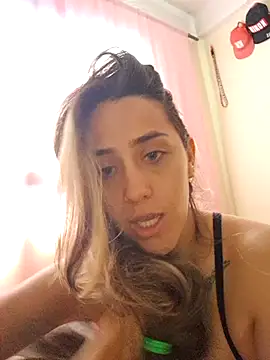 Snapshot of Jissel_ chatting on 16, 12, 2025 Jissel online show from 16, 12, 2025