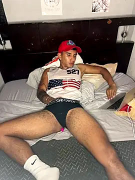 Snapshot of chico_sweet chatting on 16, 12, 2025 chico sweet online show from 16, 12, 2025