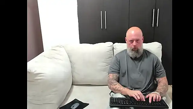 Aurora and the beast online show from 2, 3, 2026