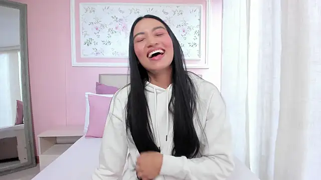 Snapshot of barbara_noa chatting on 16, 12, 2025 barbara noa online show from 16, 12, 2025