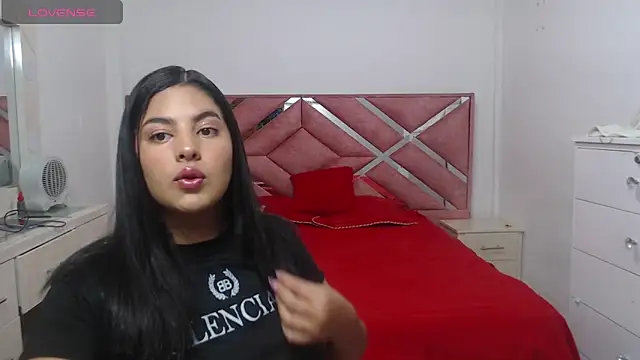 Snapshot of Brittany_Hot chatting on 16, 12, 2025 Brittany Hot online show from 16, 12, 2025