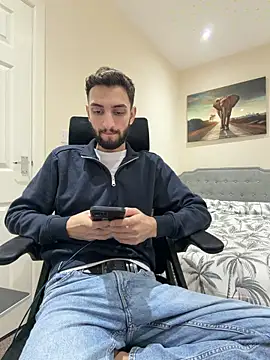 Juliann69Ramiro online show from 16, 1, 2026