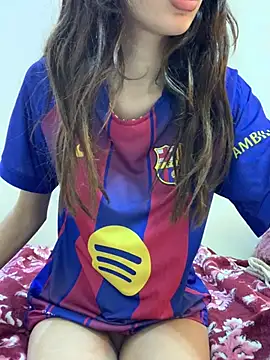 yasmina2020 online show from 9, 4, 2026