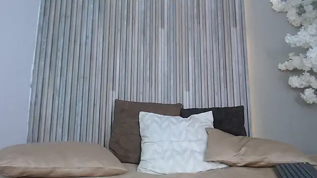 Snapshot of SmoothAlpha_ chatting on 18, 12, 2025 SmoothAlpha online show from 18, 12, 2025