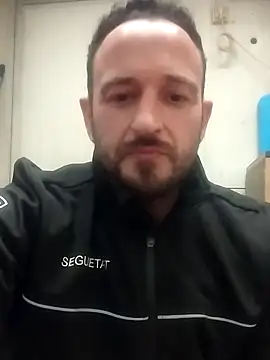 Snapshot of Tonybp84 chatting on 17, 12, 2025 Tonybp84 online show from 17, 12, 2025