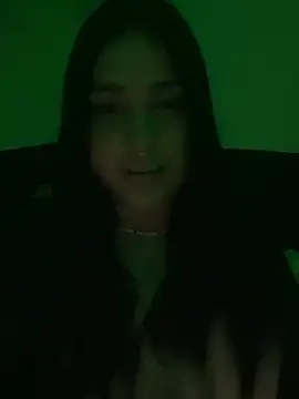 pudizinhaa  online show from 5, 3, 2026