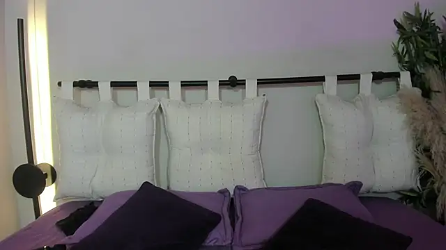 sophie blake   online show from 11, 2, 2026