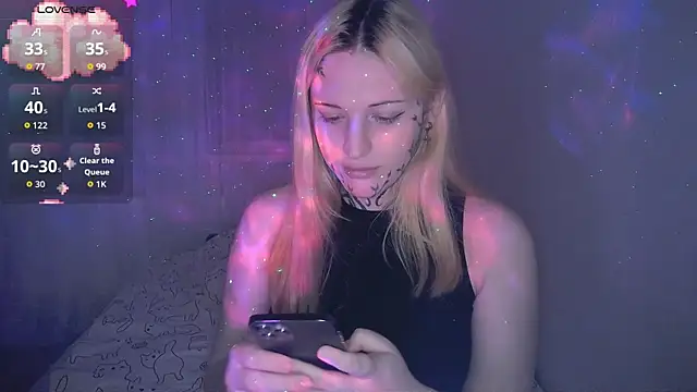 AlexaLaRose2 online show from 20, 12, 2025