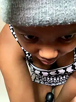 AshleyDesire online show from 17, 12, 2025