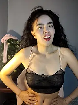 Snapshot of Alii_tay chatting on 18, 12, 2025 Alii tay online show from 18, 12, 2025