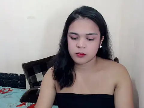 Snapshot of stripyapril chatting on 15, 12, 2025 stripyapril online show from 15, 12, 2025