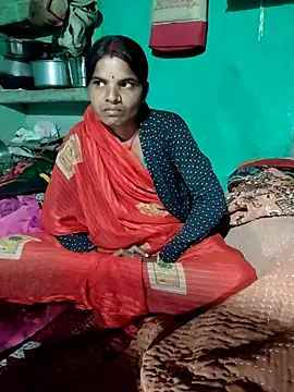 Snapshot of puja45632 chatting on 14, 12, 2025 puja45632 online show from 14, 12, 2025