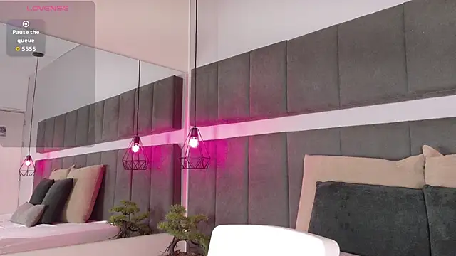 Snapshot of luna_blannco chatting on 8, 1, 2026 luna blannco online show from 8, 1, 2026