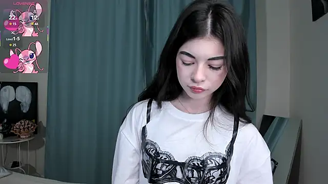 LisaColee online show from 2, 3, 2026