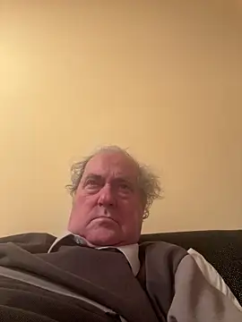 Snapshot of csikar chatting on 5, 3, 2026 csikar online show from 5, 3, 2026