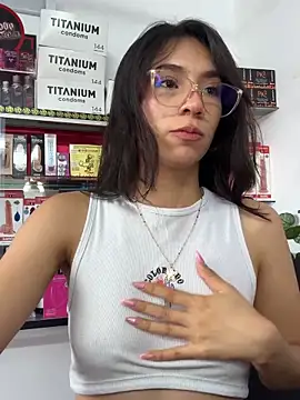 lunaluxury22 online show from 7, 2, 2026