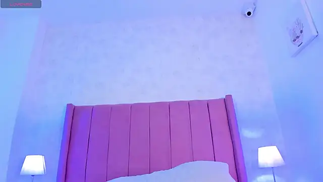 Yuliana-ambell online show from 14, 3, 2026