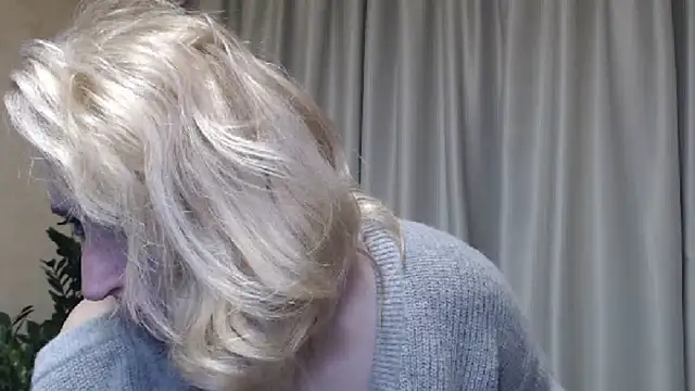 Snapshot of sweetpussy13 chatting on 18, 3, 2025 sweetpussy13 online show from 18, 3, 2025