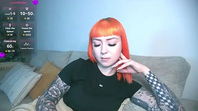 Snapshot of ScarletVixenLive chatting on 5, 1, 2026 ScarletVixenLive online show from 5, 1, 2026