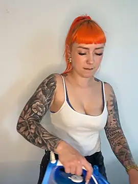 Snapshot of ScarletVixenLive chatting on 5, 6, 2026 ScarletVixenLive online show from 5, 6, 2026