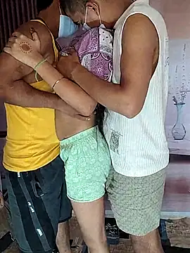 realcouple71 online show from 16, 6, 2026
