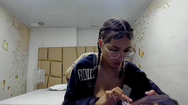 Jadde Greyy  online show from 14, 1, 2026