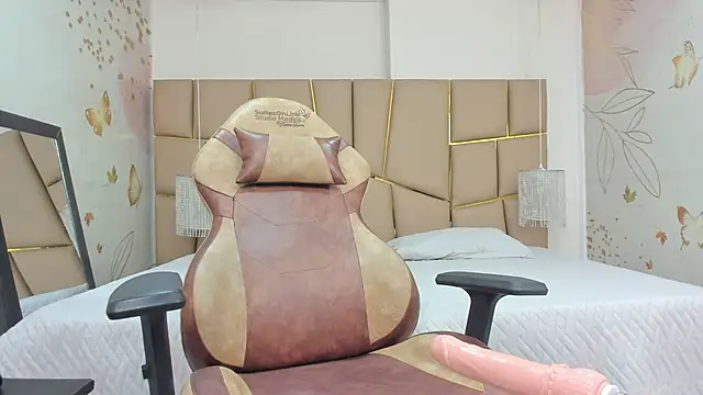 Jadde Greyy  online show from 16, 1, 2026