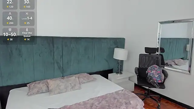 Scarlett  Noir online show from 8, 4, 2026