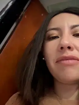 im loreinnn online show from 16, 12, 2025