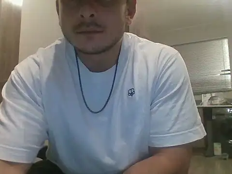 Snapshot of Marcelopret chatting on 17, 12, 2025 Marcelopret online show from 17, 12, 2025