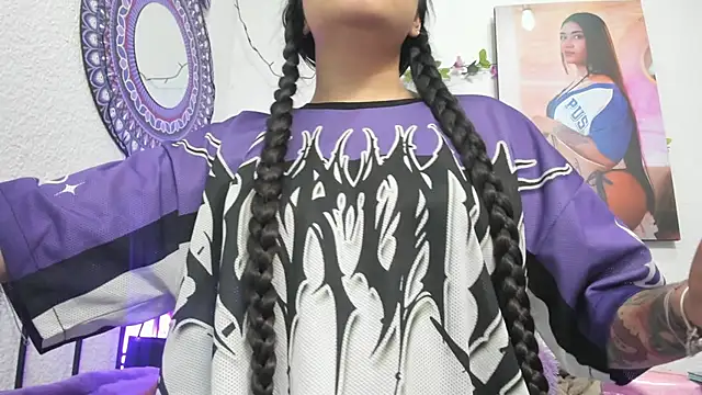 Hanna moore10 online show from 14, 1, 2026