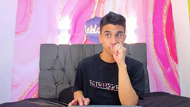 Hot Boys 69 online show from 14, 1, 2026