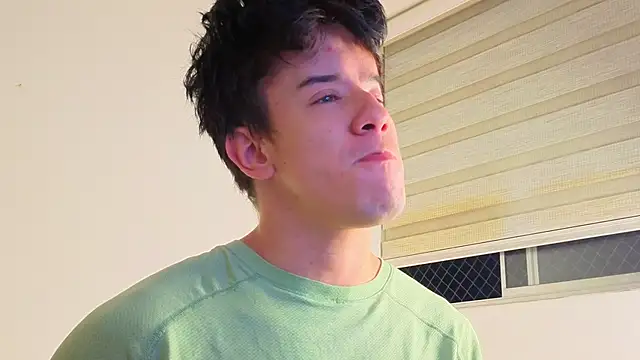 maxxcooper1 online show from 5, 2, 2026