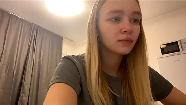 Snapshot of Leifuture chatting on 26, 4, 2026 Leifuture online show from 26, 4, 2026