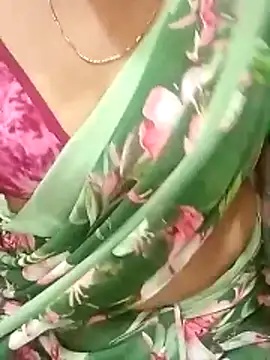 Snapshot of crazysexy_aunty chatting on 14, 12, 2025 crazysexy aunty online show from 14, 12, 2025