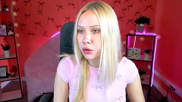 AprilChambers online show from 12, 1, 2026