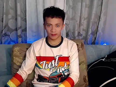 Snapshot of ur_twinkKirk6969 chatting on 11, 5, 2026 ur twinkKirk6969 online show from 11, 5, 2026