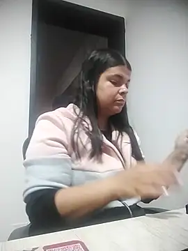 Snapshot of AngeSofia44 chatting on 18, 12, 2025 AngeSofia44 online show from 18, 12, 2025